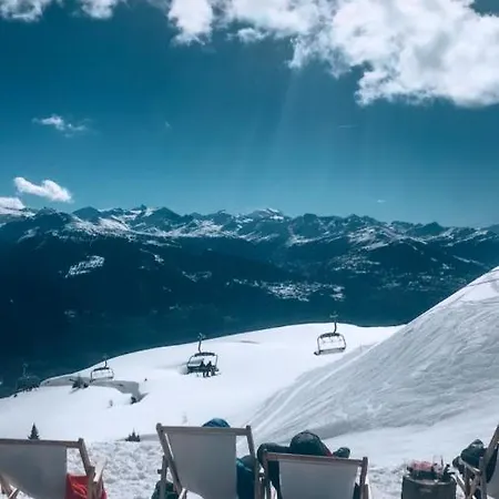 Apartament Mountain View With Parking & Fast Wifi
