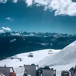 Apartment Mountain View With Parking & Fast Wifi